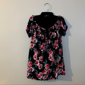 Sauci Plus 1X Black Floral Top